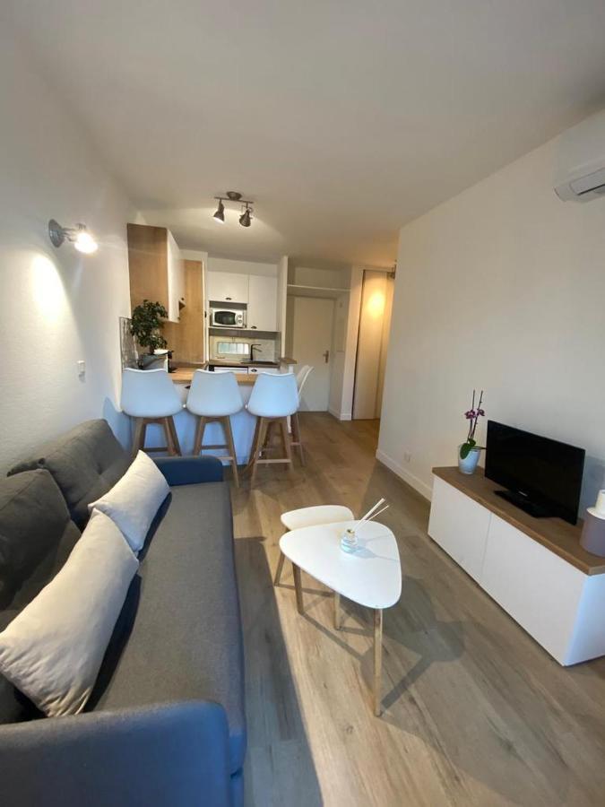 Appartement Avec Piscine 5 Min A Pieds Des Plages Vallauris Eksteriør billede